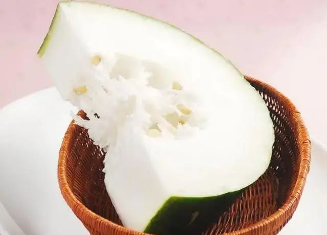 多走路可以降血脂吗？医生：多吃4种食物，或比走路效果好