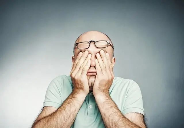 走路就是最简单的锻炼？每天走多少？需要注意啥？医生帮你回答