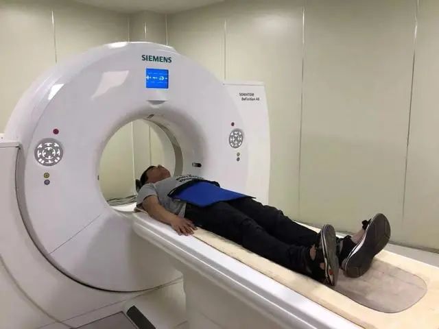 甲状腺癌越来越常见？医生：“2香、1苦”请撤下饭桌，保护甲功